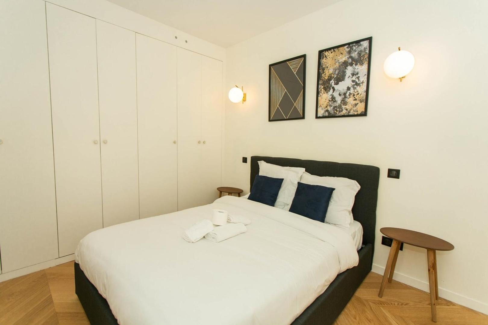 Bnbnook - 2br - Walk To Champs-elysees * Parijs