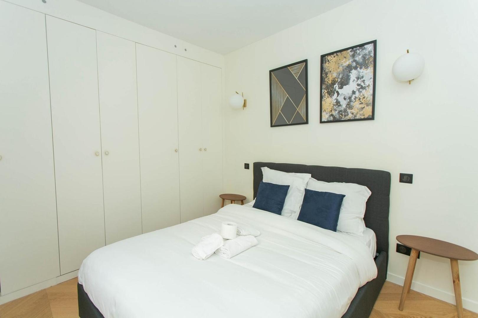 Bnbnook - 2br - Walk To Champs-elysees Appartement *