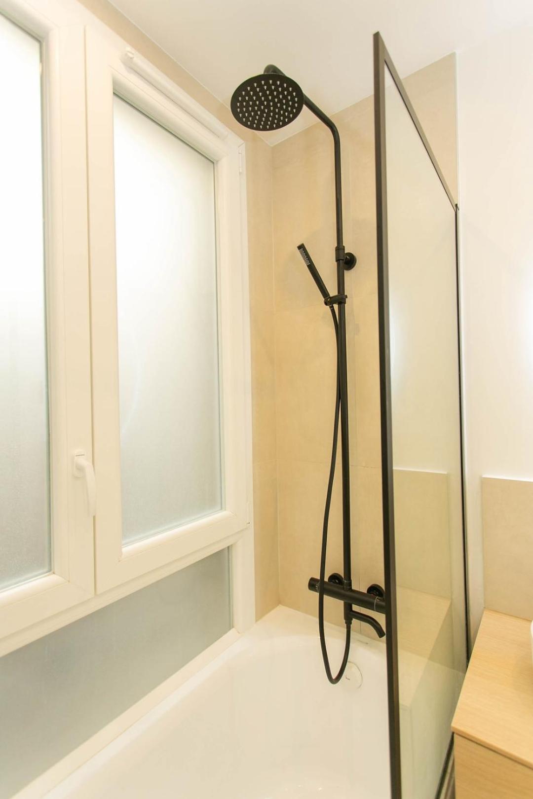 Appartement Bnbnook - 2br - Walk To Champs-elysees Parijs