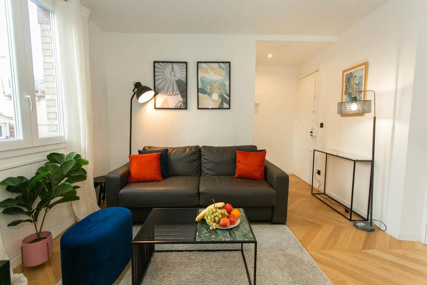 Appartement Bnbnook - 2br - Walk To Champs-elysees Parijs